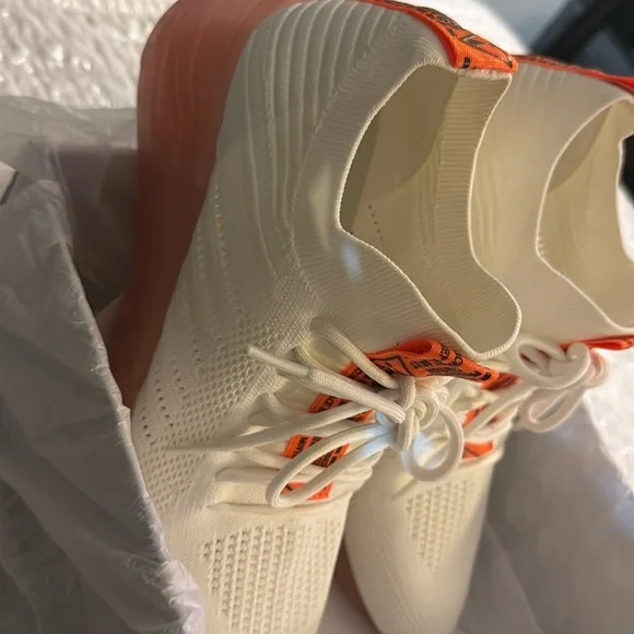 Cute Steve Madden wedge sneakers - Picture 5 of 5